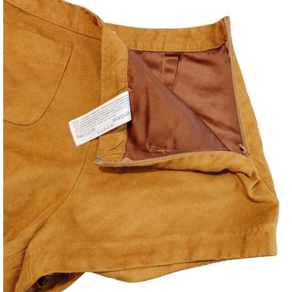 Hollister Faux Suede Shorts Front Pockets Side Zip High Rise Tan Womens Size 7 - Picture 4 of 7